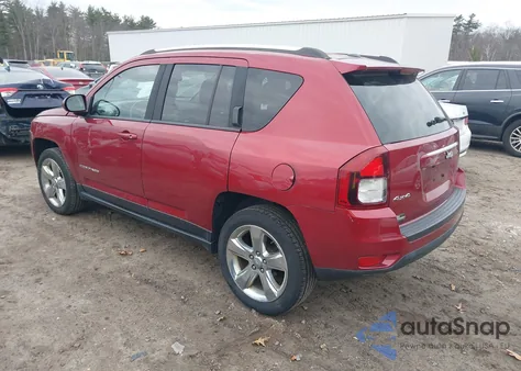 2015 Jeep Compass Latitude z USA, uszkodzony, nr VIN 1C4NJDEB2FD184802